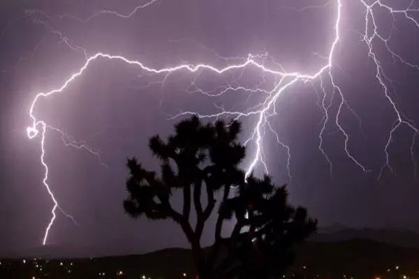 Lightning: आकाशीय बिजली से बचने के लिए क्या करें और क्या ना करें, जानिए…