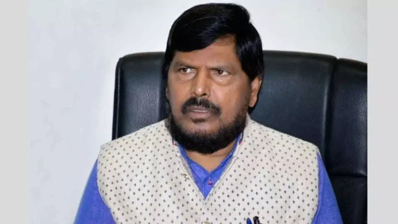 रामदास अठावले का जीवन परिचय (जीवनी) : Ramdas Athawale Biography in Hindi