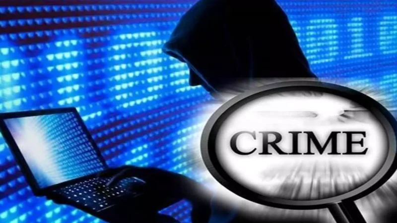 Crime News: 71 वर्षीय बुजुर्ग से पोर्न वीडियो के नाम पर 53 लाख की ठगी: सिलसिलेवार समझे कैसे जालसाजों ने फंसा कर रुपये ऐंठा