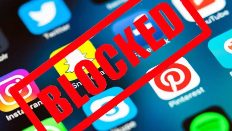 Pakistan Social Media Banned: पाकिस्तान में 6 दिन के लिए फेसबुक-इंस्टा समेत सभी सोशल मीडिया प्लेटफॉर्म पर लगा बैन, जानिए क्या है पूरा मामला?
