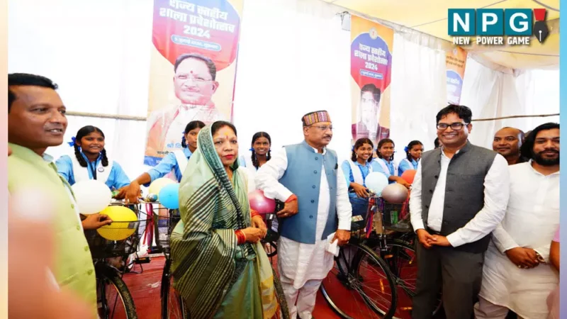 CG शाला प्रवेश उत्सव: जब CM से मिली साइकिल तो छात्राओं ने सामूहिक रूप से घंटी बजाकर जताया उत्साह…