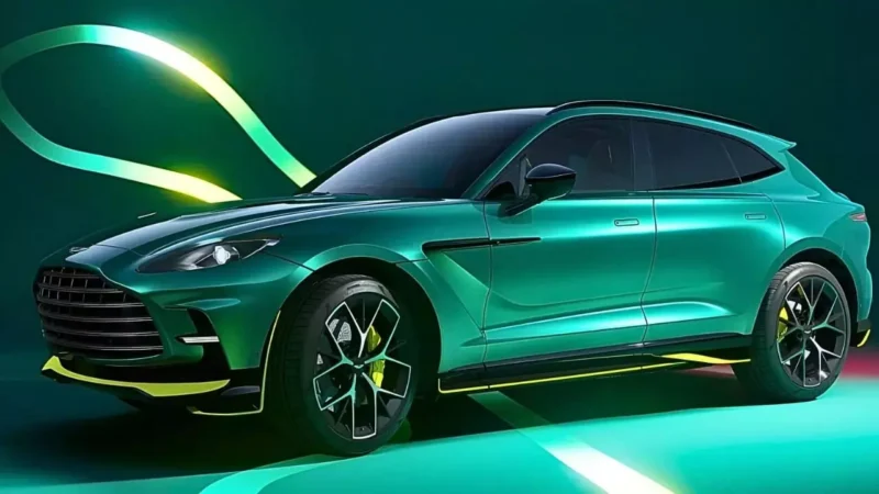 Aston Martin AMR24: फॉर्मूला 1 का रोमांच अब सड़कों पर! एस्टन मार्टिन DBX707 AMR24 हुआ पेश, जानिए इसकी खासियते