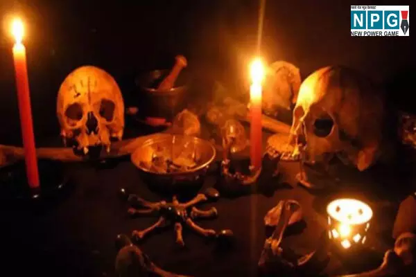 Lakhimpur Kheri News: क्रूरता की हदें पार! आत्मा का डर दिखाकर तीन साल की बच्ची को पटककर मारा,  हथेलियां जलाईं…हुई मौत