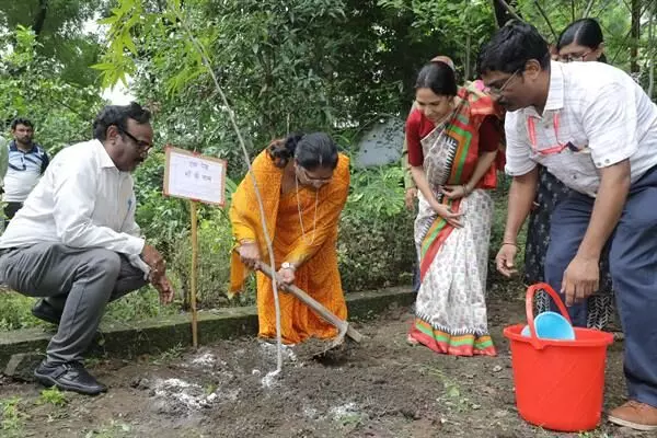 MP News: हर व्यक्ति पौधा लगाए और पेड़ बनने तक करें देखभाल : महिला बाल विकास मंत्री भूरिया