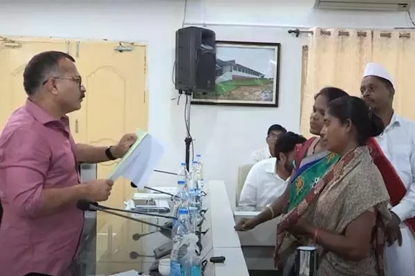 Sarguja News: सरगुजा कलेक्टर अच्छी पहल: जनदर्शन का हो रहा Live प्रसारण, घर बैठे लोग देख रहे पूरी कार्यवाही