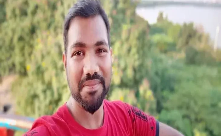 Janjgir Champa News: एनएच में सड़क हादसे में युवक की मौत, सड़क किनारे खड़ी हाइवा से जा टकराई स्कूटी