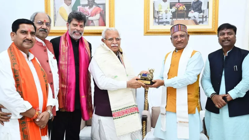 Raipur News: मुख्यमंत्री विष्णु देव साय से केन्द्रीय मंत्री मनोहर लाल खट्टर ने की सौजन्य मुलाकात