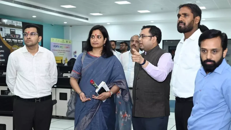 Raipur News: केंद्र सरकार की संयुक्त सचिव रूपा मिश्रा ने सराहा रायपुर स्मार्ट सिटी की आई.टी.एम.एस. प्रणाली…
