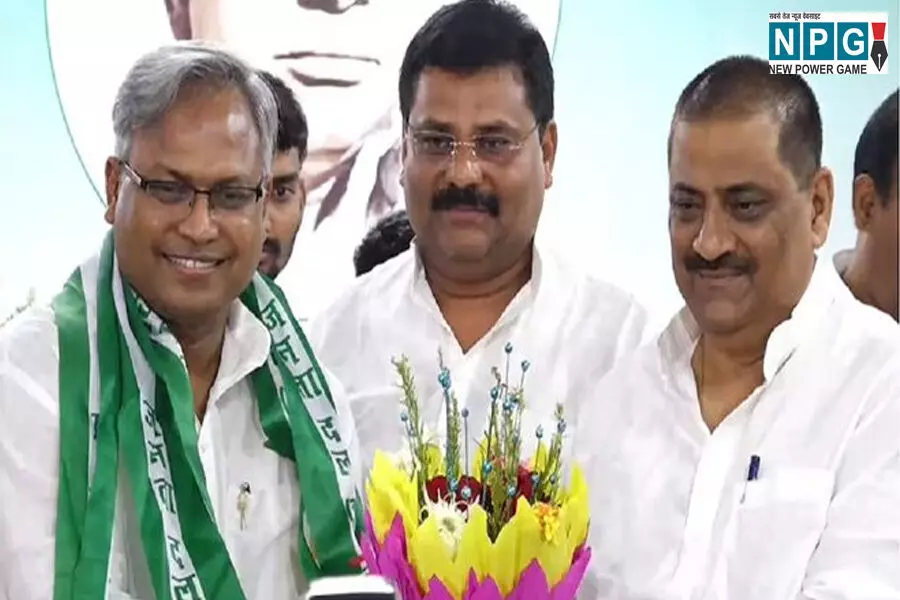 Former IAS Manish Kumar: पूर्व IAS मनीष वर्मा बनेंगे CM नीतिश कुमार के उत्तराधिकारी? बने JDU के राष्ट्रीय महासचिव, जानिए उनके बारे में