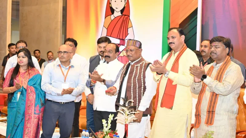 CG: 72 हजार मितानिनों को 90 करोड़ रूपये वेतन ट्रांसफर, CM बोले, अब अटक-अटक कर नहीं, सांय-सांय जाएगी खाते में राशि