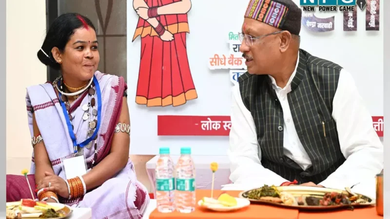 CG: जब मितानिन दीदियों के साथ CM विष्णुदेव ने किया भोजन, लाल भाजी, चखा जिमीकांदा, मुनगा और इडहर कड़ी का स्वाद