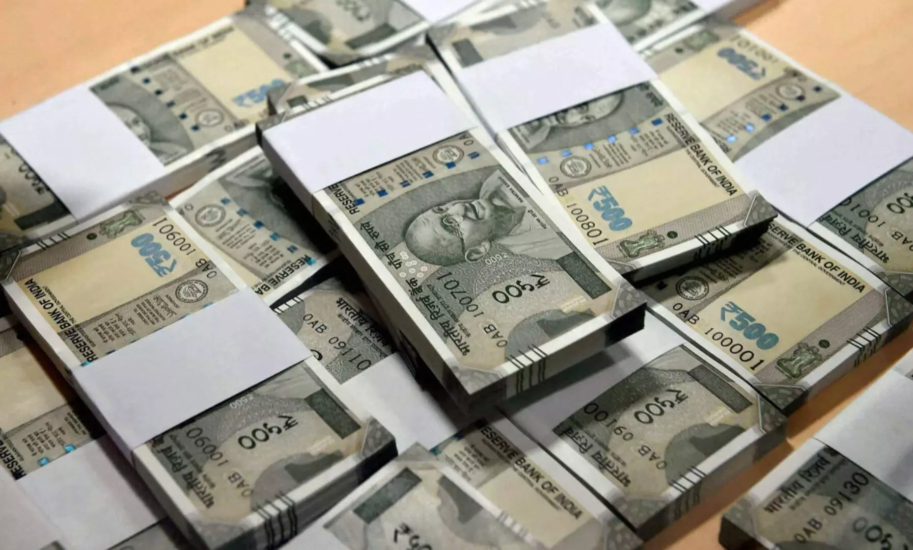 Raksha Bandhan Gift: रक्षाबंधन से पहले जनता खाते में 23000 रुपए ट्रांसफर करेगी सरकार, 1 अगस्त से शुरू होगा रजिस्ट्रेशन