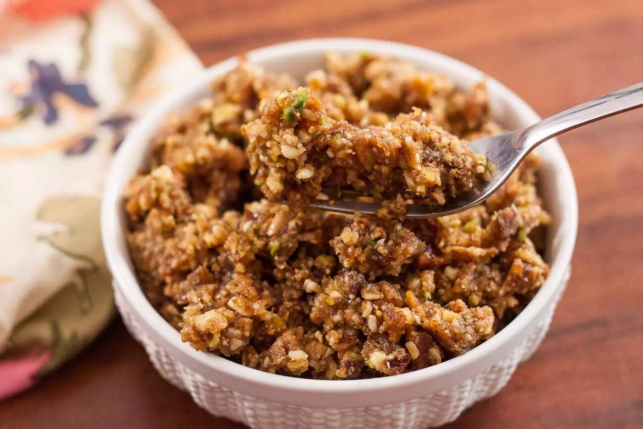 Sawan Somvar Recipe : बनाएं कुछ मीठा कुछ चटपटा, ड्राई फ्रूट्स हलवा और आलू फिंगर्स, Read Recipe