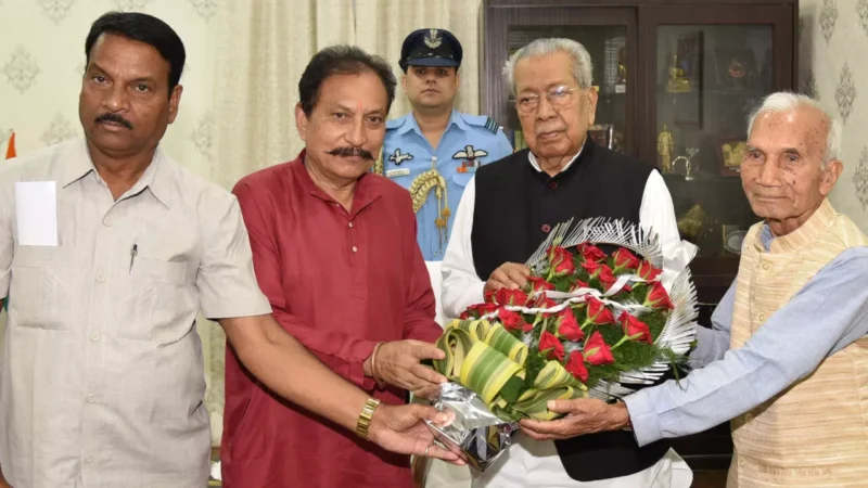 Raipur News: राज्यपाल हरिचंदन से छत्तीसगढ़ हरिजन सेवक संघ के पदाधिकारियों ने की सौजन्य भेंट