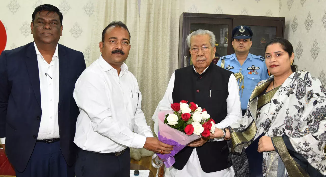 Raipur News: राज्यपाल हरिचंदन से छत्तीसगढ़ राज्य बाल अधिकार संरक्षण आयोग के सदस्यों ने की सौजन्य मुलाकात