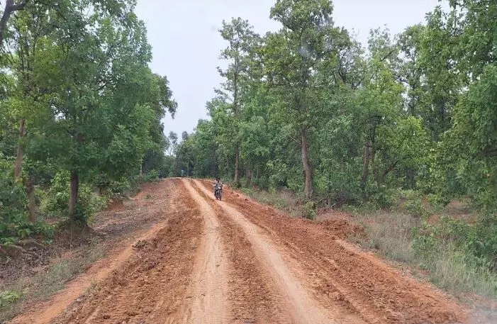 CM विष्णुदेव की योजना से चिर्रा से श्यांग, पूरी होगी सड़क की मांग, डीएमएफ से किया गया 12 करोड़ का प्रावधान