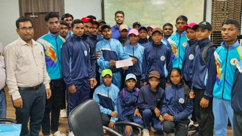 Dantewada News: राष्ट्रीय पदक प्राप्त खिलाड़ियों का हुआ सम्मान