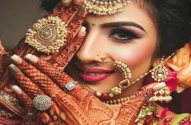 Solah Shringar In Sawan : सावन का महीना और "सोलह श्रृंगार"