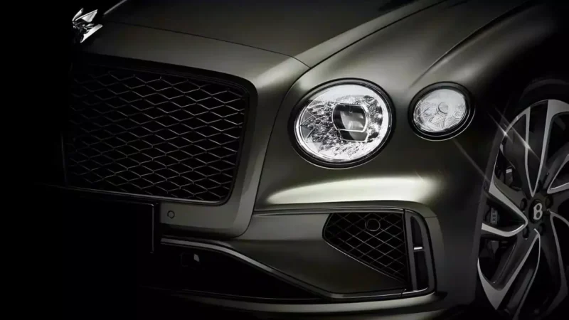 नई Bentley Flying Spur Hybrid का टीजर हुआ जारी: यह ब्रांड की अब तक की सबसे शक्तिशाली और लक्जरी सेडान होगी, जानें पुरी डिटेल्स…