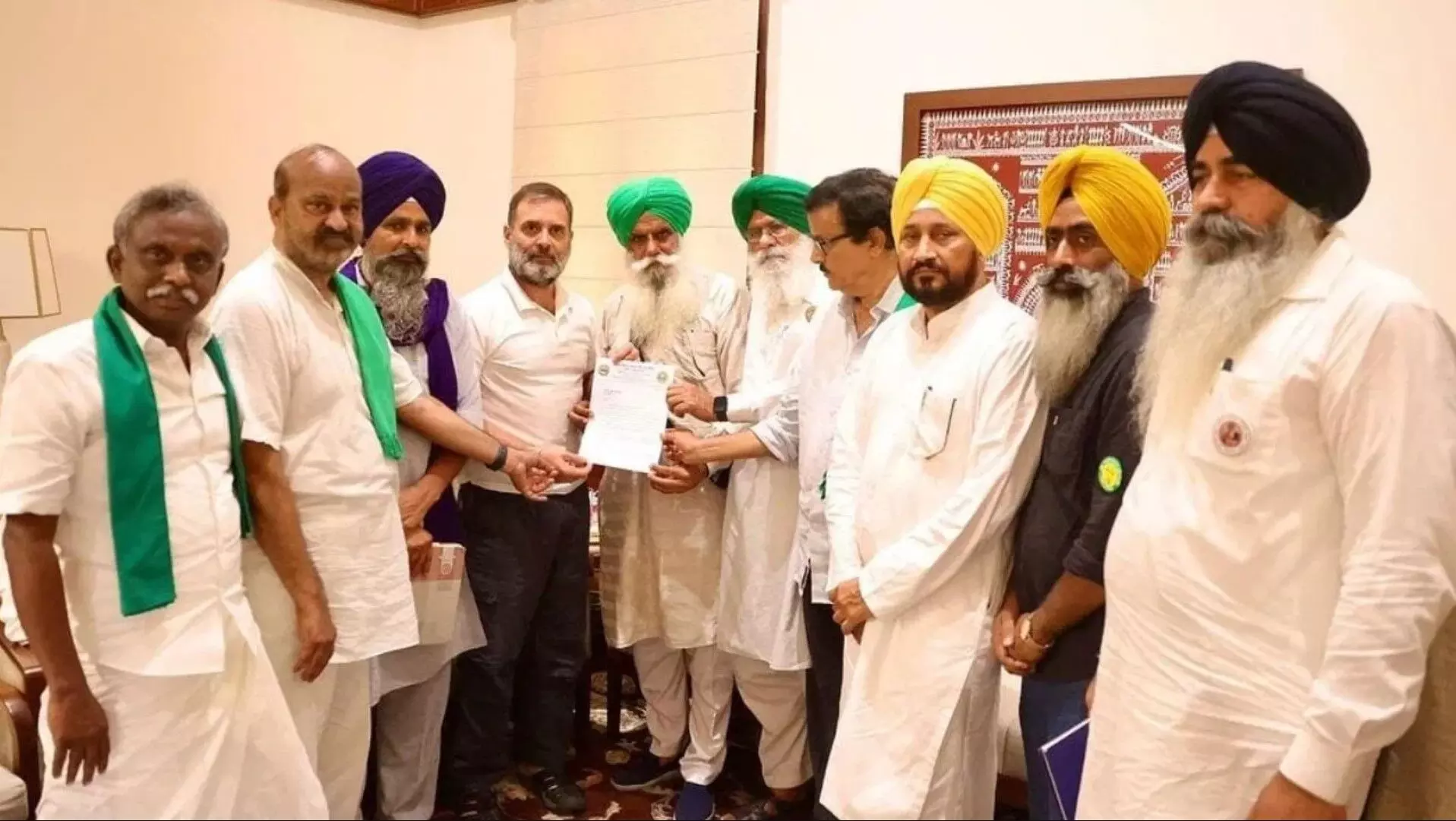 Rahul Gandhi Farmer Meeting Update:राहुल गांधी ने संसद में किसान नेताओं से की मुलाकात, MSP की कानूनी गारंटी के लिए समर्थन का दिया आश्वासन