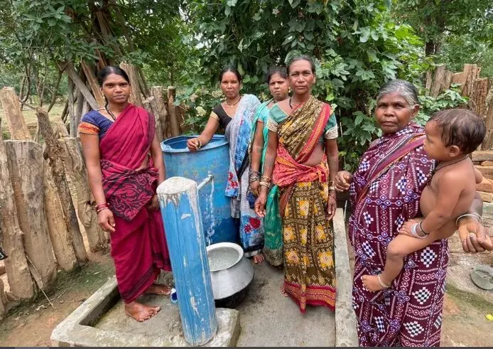 Gariaband: झरिया के पानी पीने से मिली मुक्ति, घर तक पहुंचा नल जल का पानी, ग्रामीण जल जीवन मिशन से हो रहे लाभान्वित