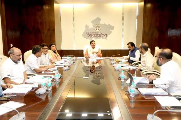 MP News: भवन विकास निगम, गतिविधियों का विस्तार कर उत्कृष्ट एजेंसी के रूप में बनाए पहचान : मुख्यमंत्री डॉ. मोहन यादव