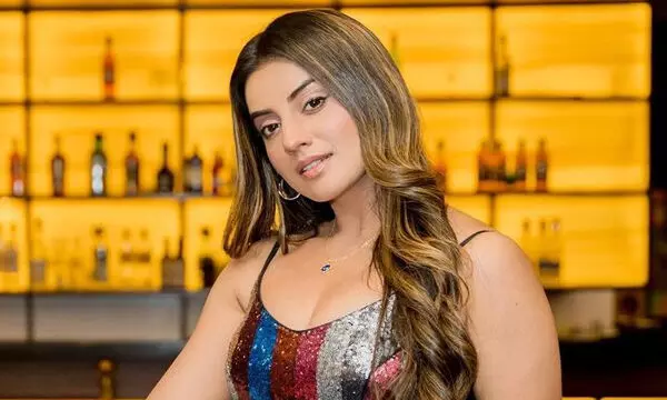 OMG! अक्षरा सिंह ने फटी जीन्स में किया ऐसा काम, PHOTO देख रोकी फैंस की सांसे, यूजर्स बोले- ओए होए…