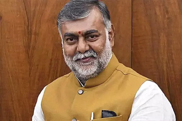 MP News: प्राकृतिक संसाधनों, मानव श्रम का आदर करना सीखना होगा – ग्रामीण विकास मंत्री प्रहलाद पटेल
