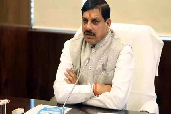 Sagar Accident News: दीवार गिरने से 9 बच्चों की मौत पर CM मोहन यादव का बड़ा एक्शन, DM – SP समेत ये अधिकारी हटाए गए, CMO सस्पेंड