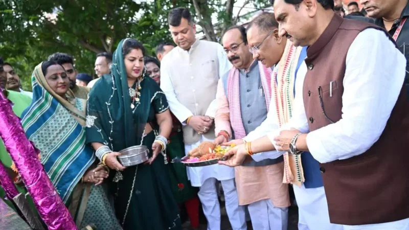 CG-बदलेगा मरीन ड्राइव का नाम! साहू समाज ने ये नाम रखने की मांग की, CM विष्णुदेव ने दिया गंभीरता से विचार कर कार्यवाही का आश्वासन…