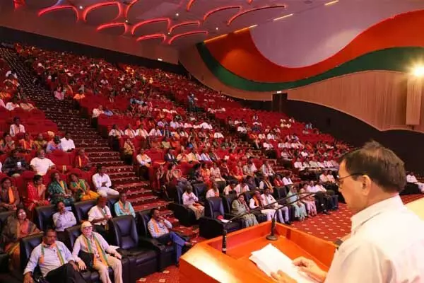 Chhattisgarh Breaking News: प्रदेश के बुनकरों के हित में साय सरकार का बड़ा फैसला: 60 हजार से ज्‍यादा को होगा फायदा