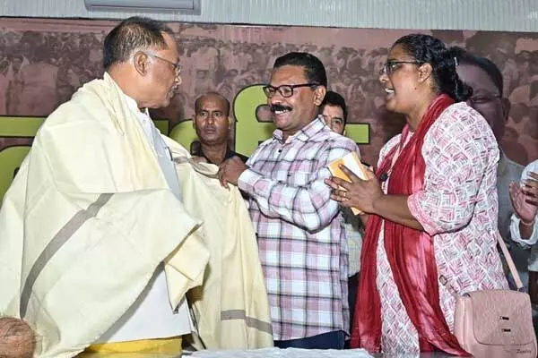 Chhattisgarh News: मुख्यमंत्री की पहल पर न्यूजीलैंड में हो रही प्रतियोगिता में शामिल हुई तलवारबाजी की खिलाड़ी, जीता मेडल