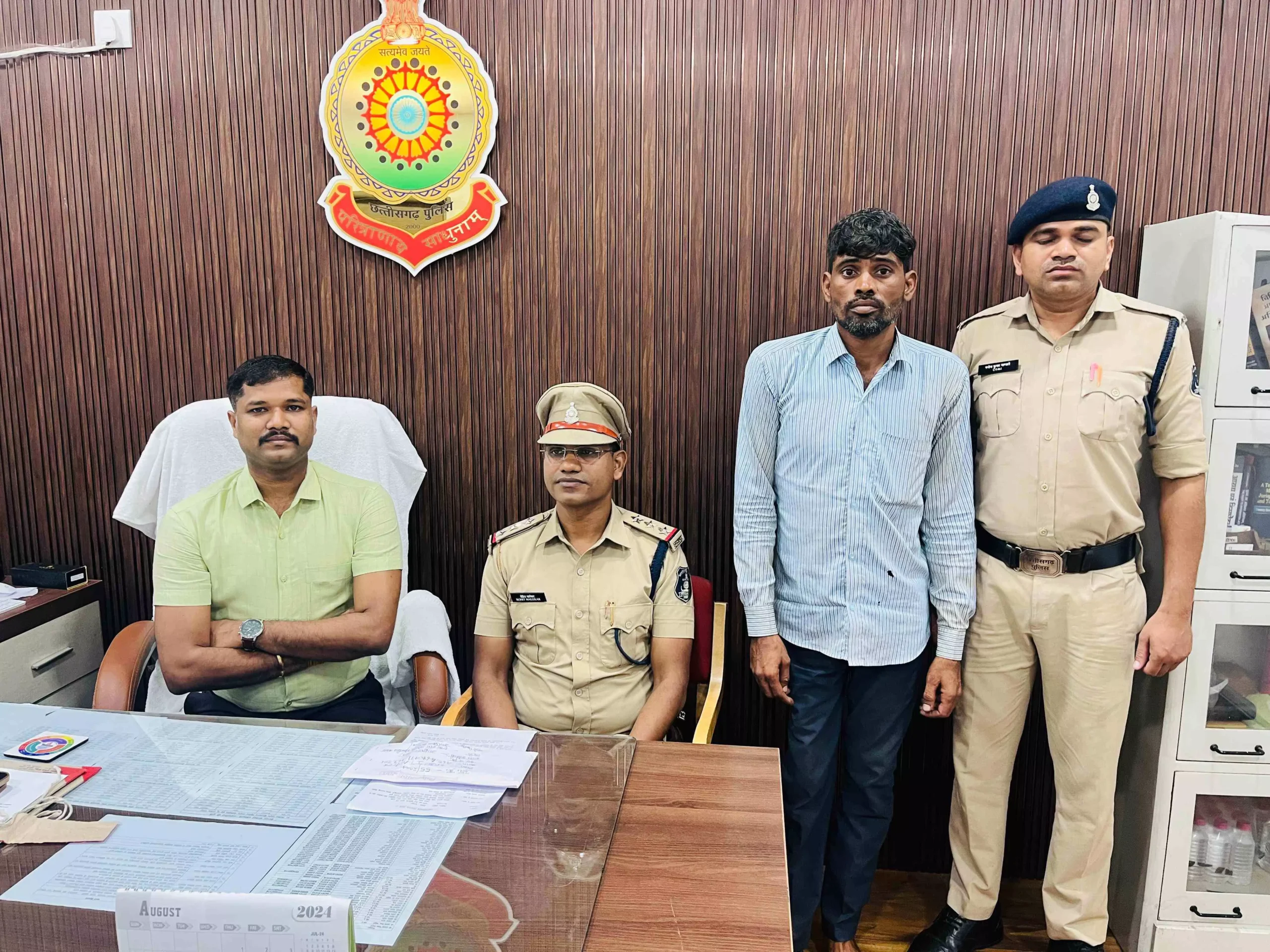 CM Vishnudeo: मुख्यमंत्री विष्णुदेव के नाम पर फेक आईडी, राजस्थान के अलवर से आरोपी गिरफ्तार…