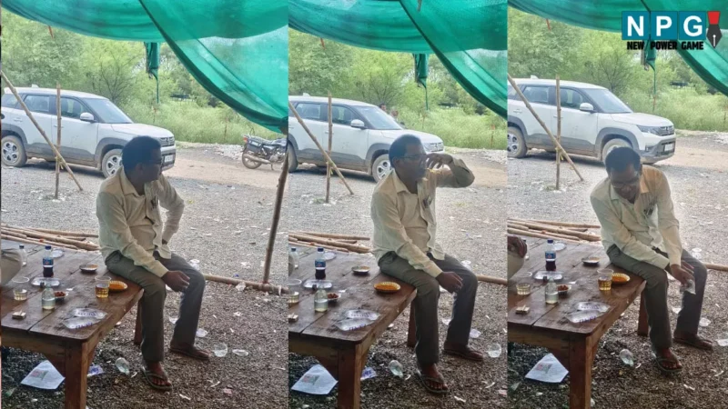 CG Drunken Teacher: लो फिर आ गया एक और शराबी शिक्षक का वीडियो, बच्चों को पढ़ाना छोड़ शिक्षक और चपरासी शराब पीते और चखना खाते दिखे…