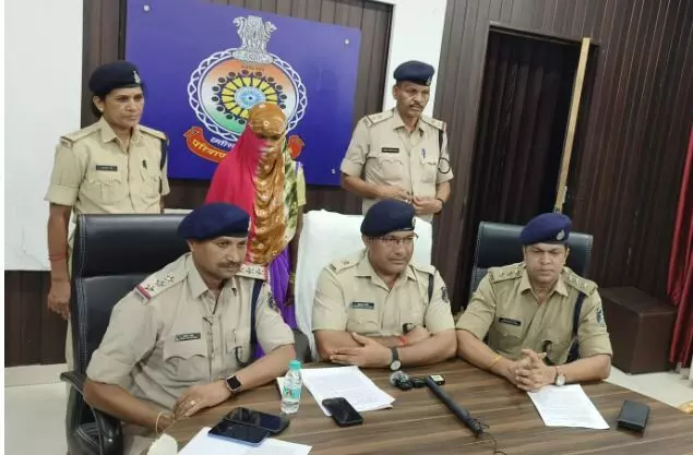 CG: प्रेमी की हत्या, लिव-इन रिलेशनशिप में दोनों पिछले एक माह से रह रहे थे साथ, सच्चाई पता चलने पर महिला ने सब्बल से वार कर मार डाला…