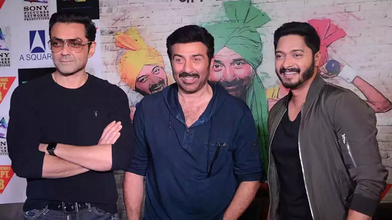 Shreyas Talpade Death: इस मशहूर एक्टर के मौत की उड़ी अफवाह, छोटी बेटी सहित परिवार का रो-रोकर हुआ बुरा हाल…