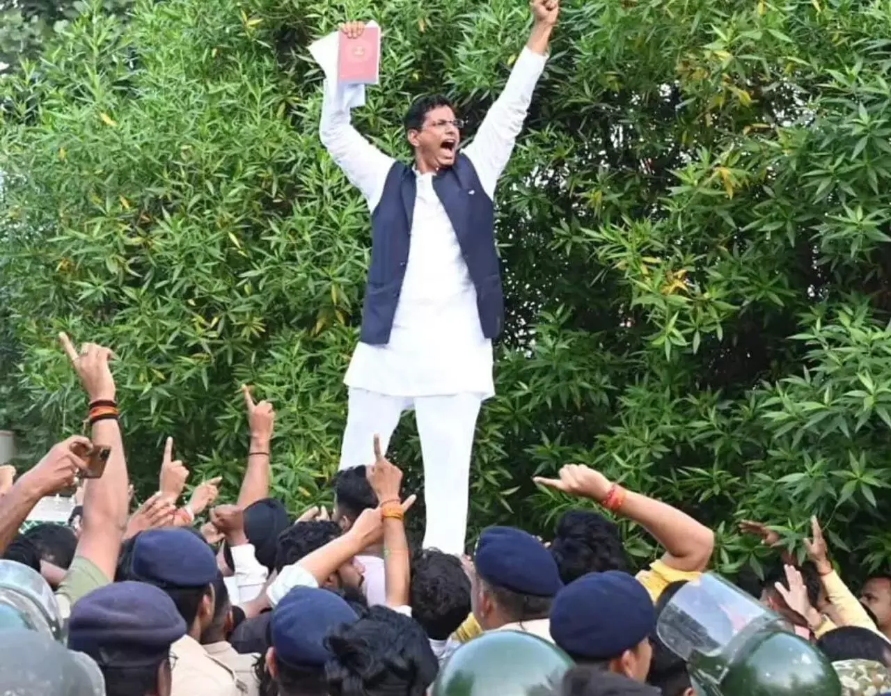 MLA Devendra Yadav: विधायक देवेंद्र यादव की जमानत याचिका खारिज, वीडियो कॉन्फ्रेंसिंग के द्वारा हुई पेशी…