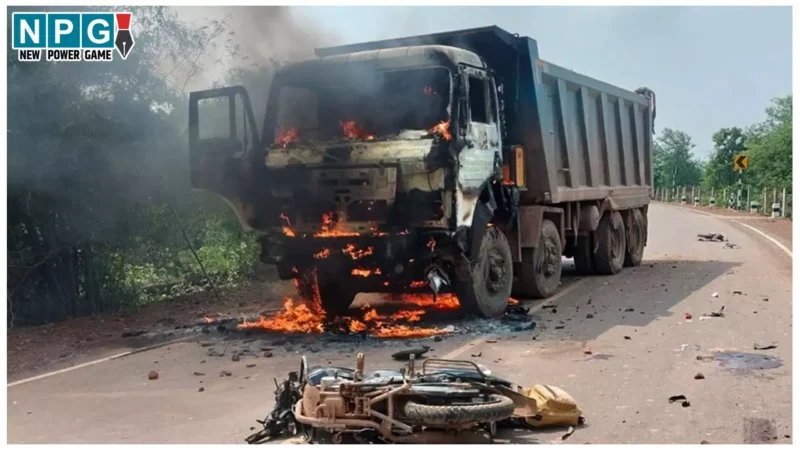 CG Accident News: तेज रफ्तार हाइवा ने स्कूल जा रहे छात्रों को कुचला, दो की मौत, गुस्साए ग्रामीणों ने वाहन में लगा दी आग