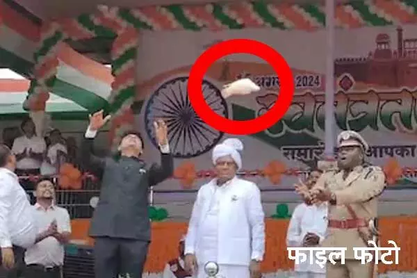 controversy in Collector: कबूतर बना कलेक्टर-SP में विवाद का विषय! बीमार कबूतर देने पर एसपी ने कलेक्टर को पत्र लिख कहा जांच कर कार्रवाई करें