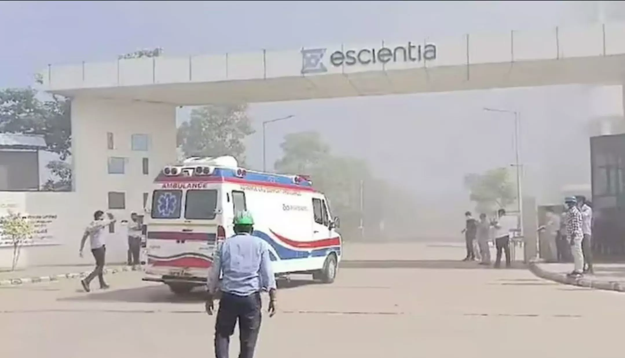 Andhra Pradesh Blast: आंध्र प्रदेश की दवा कंपनी  के रिएक्टर में भयानक ब्लास्ट, 4 लोगों की मौत, 30 लोग घायल