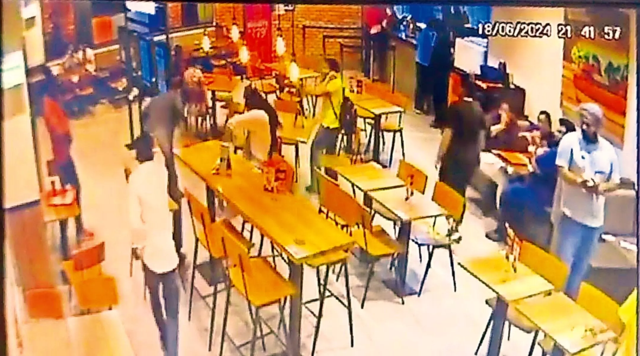 Delhi Restaurant Murder: दिल्ली के राजौरी गार्डन में ढाबे पर युवक को पीट-पीटकर मार डाला, खाना लाने में देरी के बाद हुई थी बहस