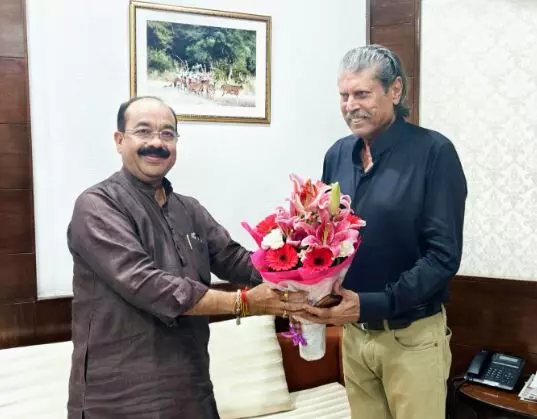 डिप्टी सीएम अरुण साव ने कपिल देव से की मुलाकात, खेल गतिविधियों को छत्तीसगढ़ में बढ़ावा देने पर हुई चर्चा…
