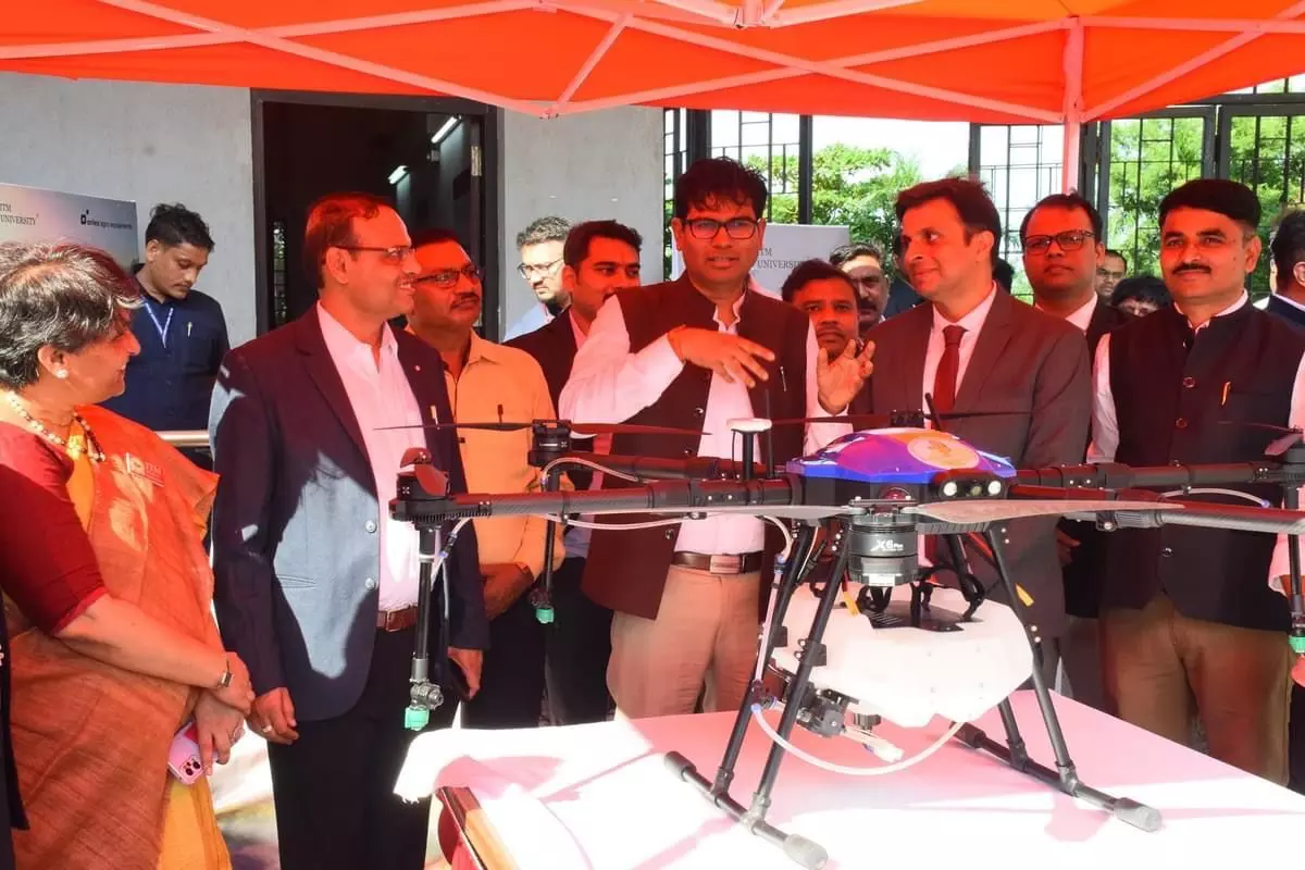 CG: ओपी चौधरी ने आईटीएम यूनिवर्सिटी रायपुर में ड्रोन ट्रेनिंग सेंटर का किया उद्घाटन