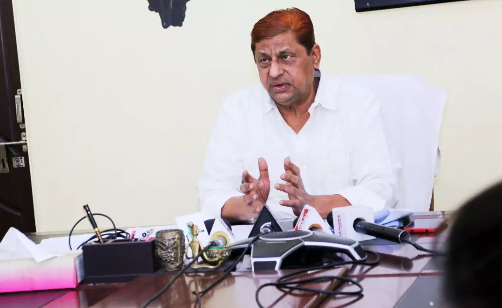 Raipur News: पूर्व मंत्री अकबर ने FIR  को बताया साजिश: कहा- आत्महत्या करने वाले शिक्षक ने थाने में खुद दिया था लिखित आवेदन, उसमें मेरा कहीं नाम नहीं