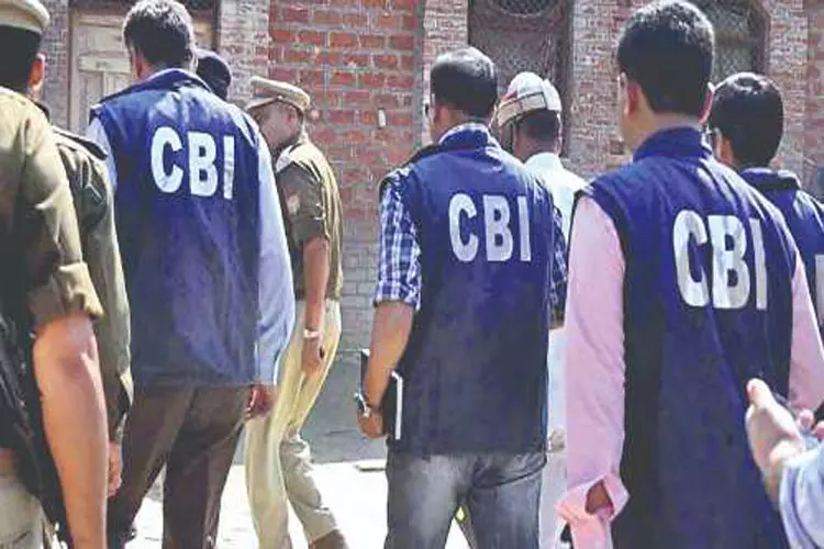 CBI raid: सीजी में CBI का छापा: आय से अधिक संपित्त मामले में 3 स्थानों पर केंद्रीय एजेंसी कर रही है जांच