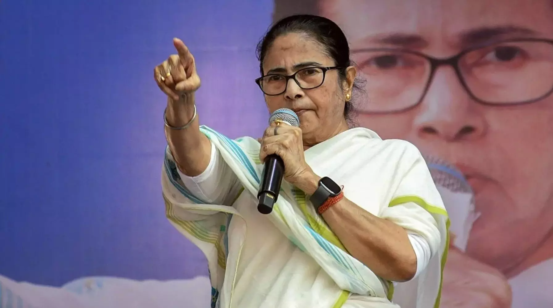 Aparajita Bill 2024: कोलकाता विधानसभा में एंटी रेप बिल  पास, बंगाल की महिलाओं को मिलेगा न्याय