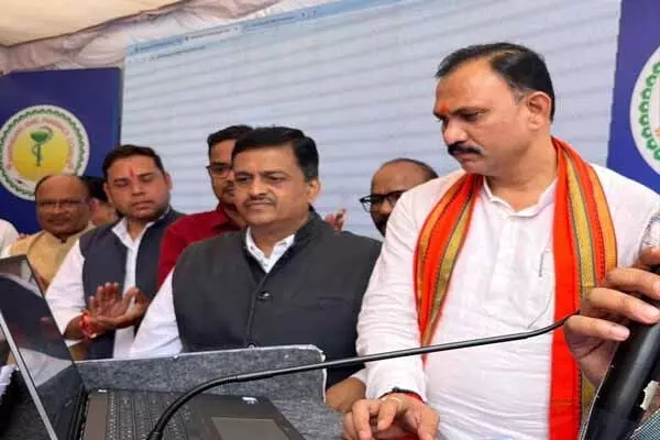 Chhattisgarh News: फार्मेसी काउंसिल के लिए आनलाइन पंजीयन शुरू: पंजीयन के लिए अब नहीं लगाना पड़ेगा चक्कर, मंत्री ने किया लोकार्पण