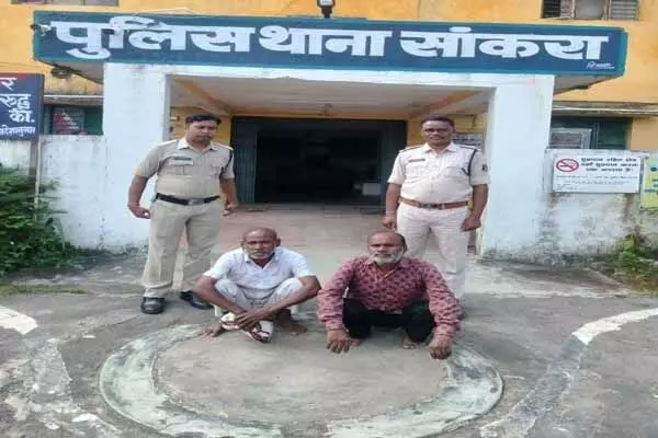 Mahasamund news: दो अधेड़ो ने खुद किया गैंगरेप, फिर पीड़िता को धमका कर निर्दोषों पर करवा दिया अपराध दर्ज, ऐसे आई सच्चाई सामने…