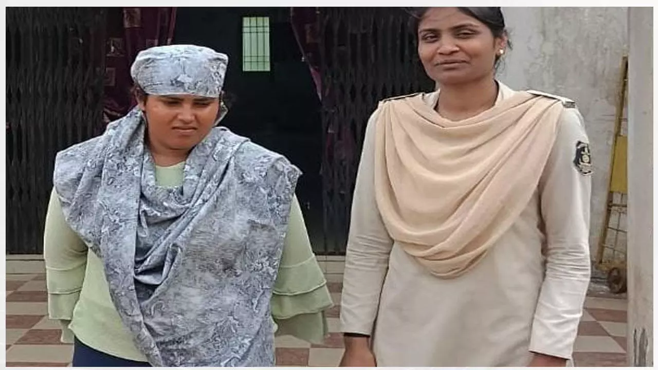 CG हनी ट्रैप मामलाः एक और महिला आरोपी गिरफ्तार, अमीर लोगों को झांसे में लेकर करती थी ब्लैकमेल…