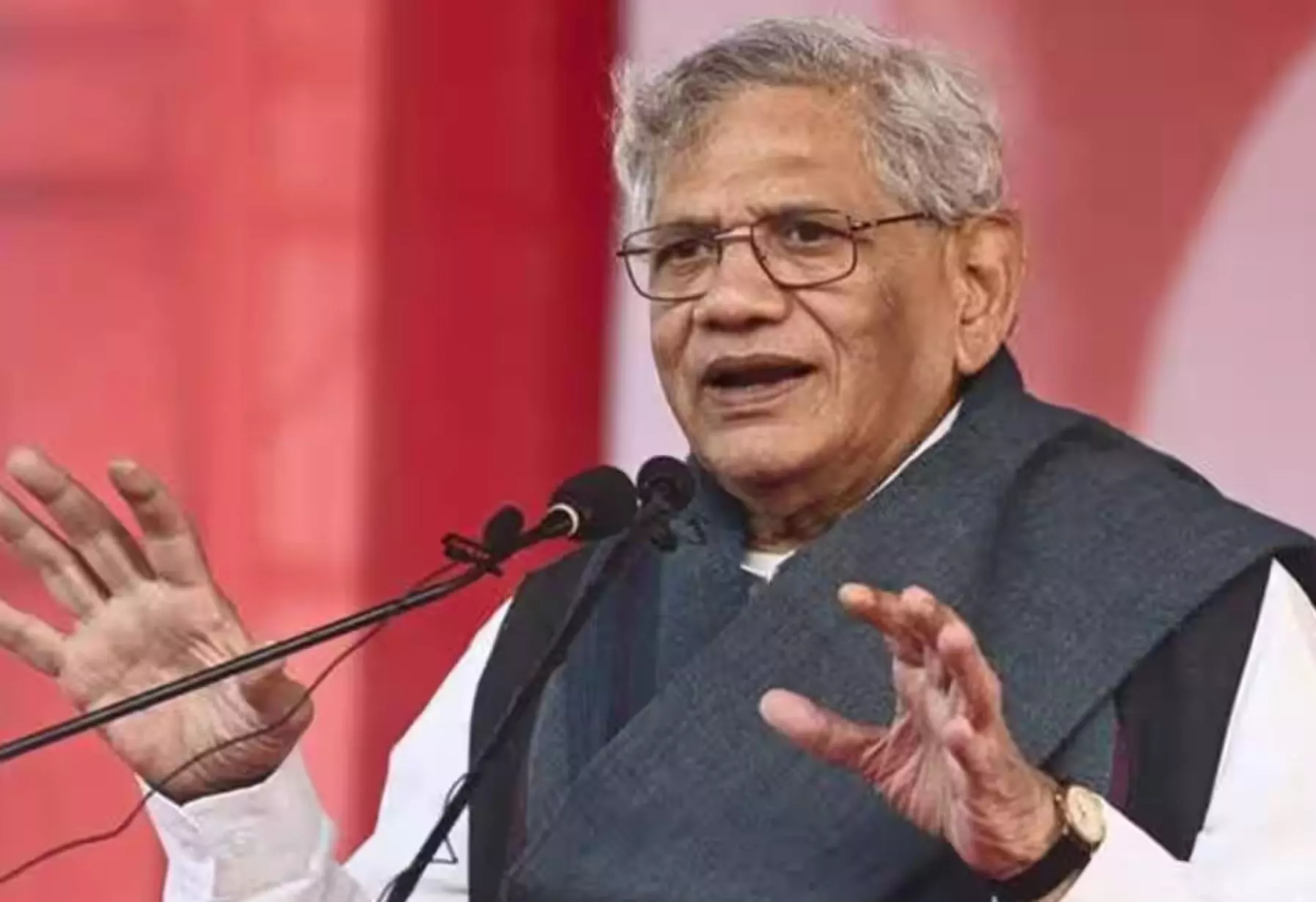 Sitaram Yechury Passed Away: सीपीआई (एम) नेता सीताराम येचुरी का निधन, 72 साल की उम्र में दिल्ली एम्स में ली आखिरी सांस